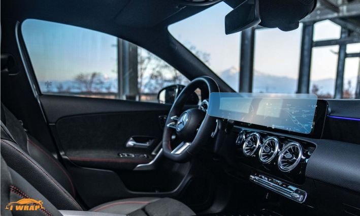 Mercedes Classe A (display + interior)