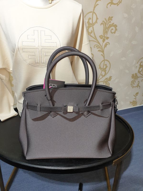 Tasche mit Henkeln, Grau-Metallic