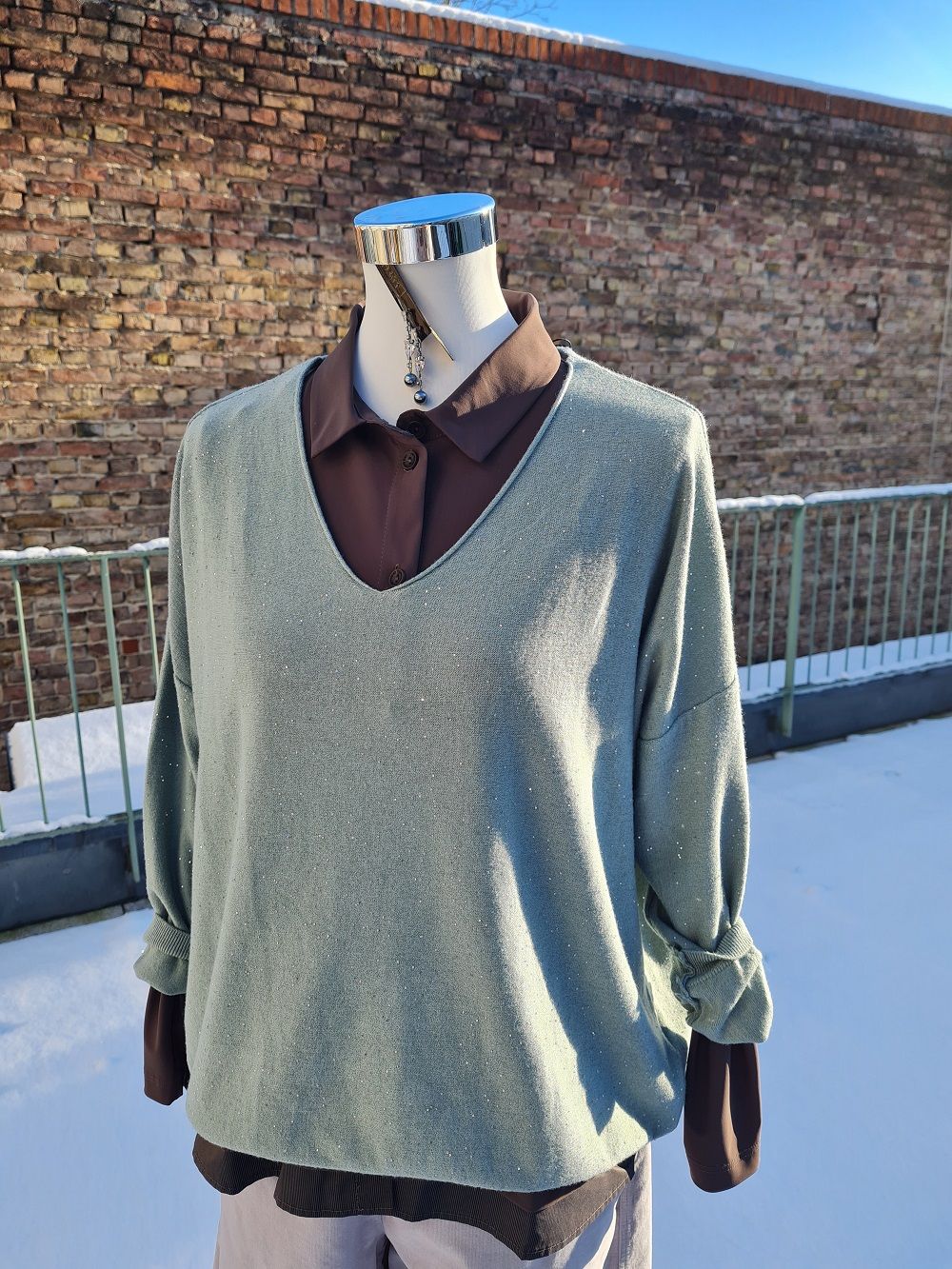 Pullover dezent glitzernd