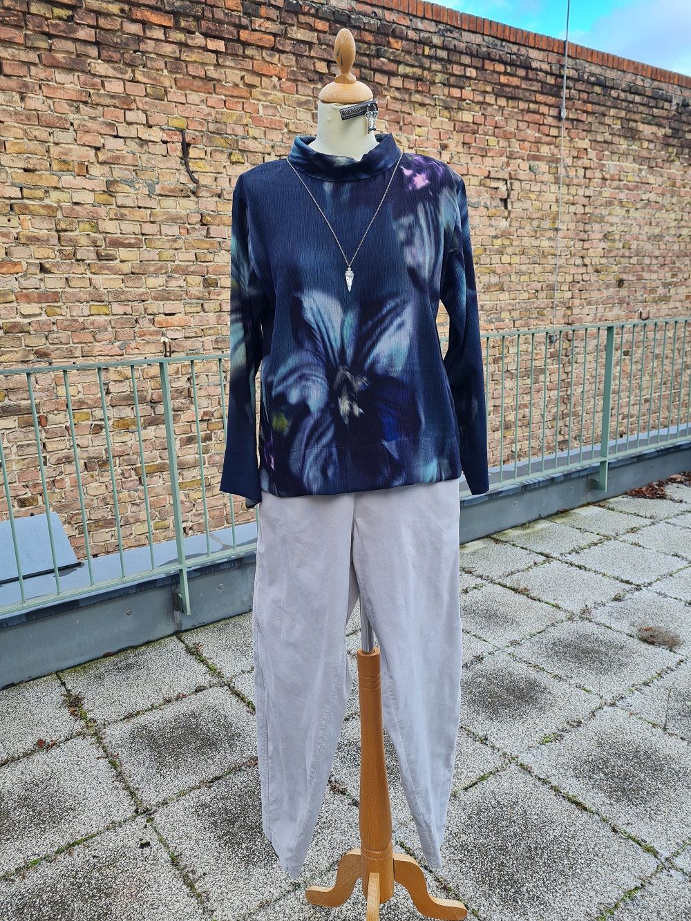 Feincordhose Silbergrau od. Rosé Feincordhose Silbergrau od. Rosé