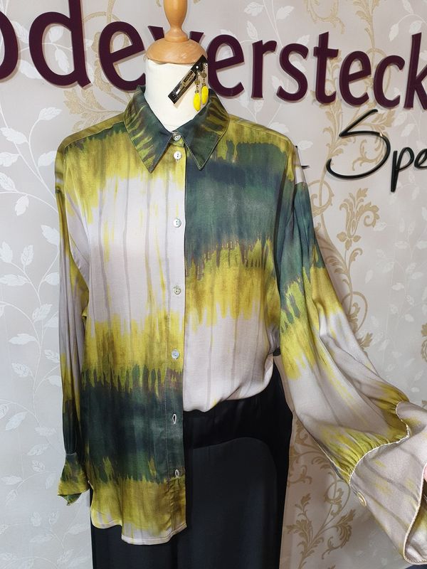 Bluse Grüntöne