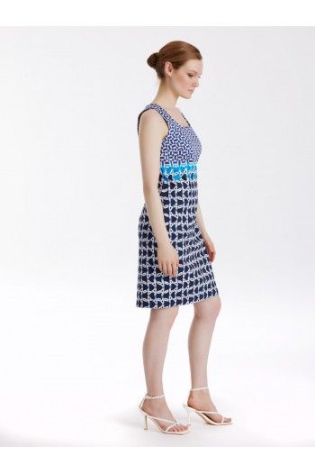 Kleid geometrisch gemustert