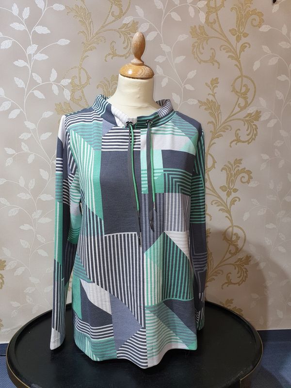 Pullover Grün-Grau-Töne