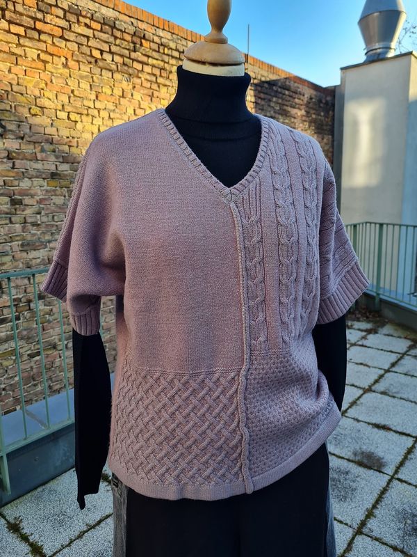 Pullunder mit Silberhauch