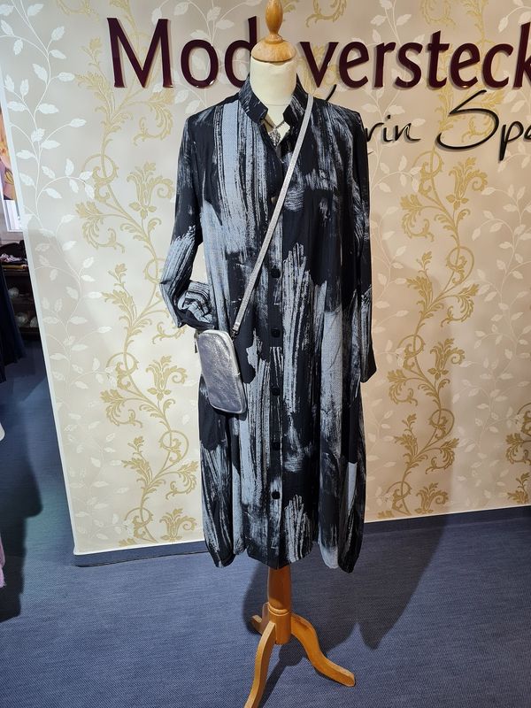 Kleid schwarz-grau gemustert