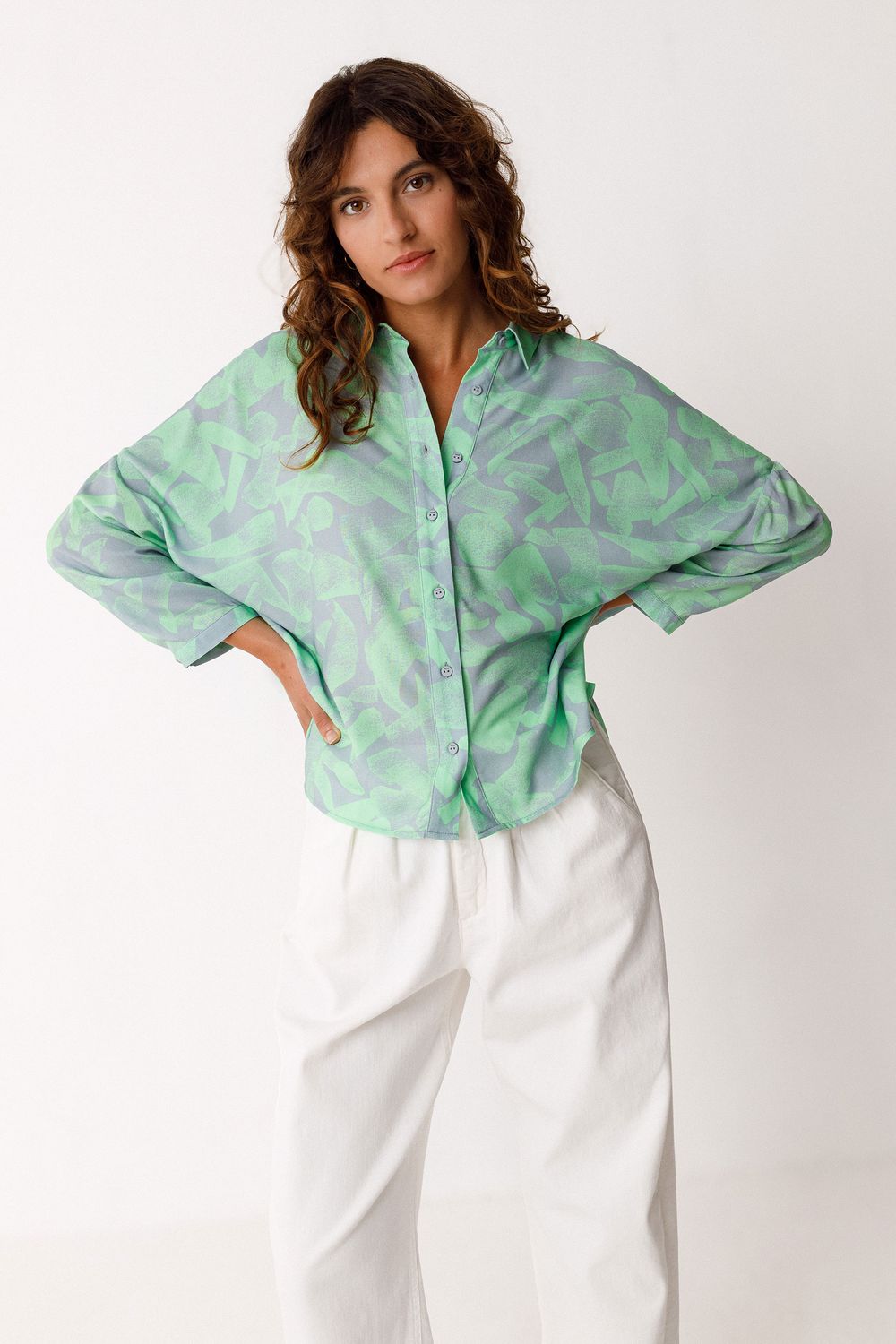 Bluse in frischen Farben