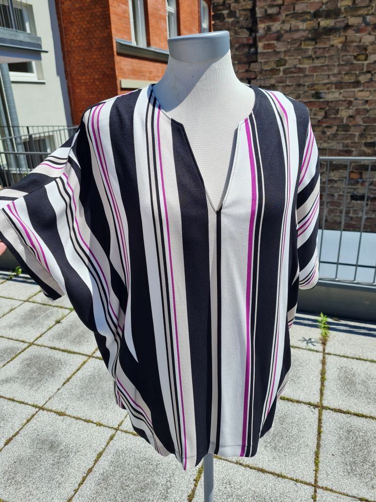 Blusenshirt vertikal gestreift Blusenshirt vertikal gestreift