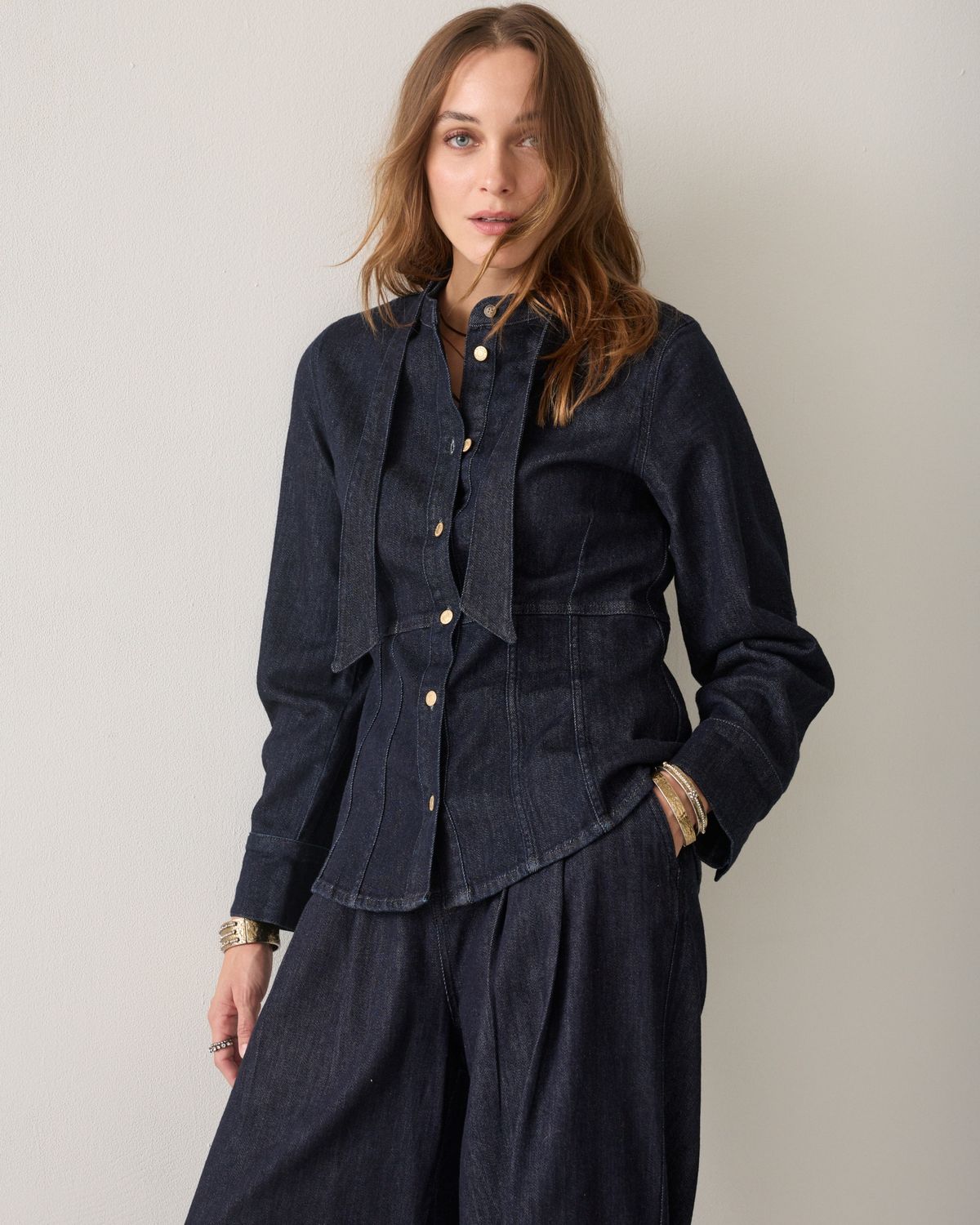 Bluse / Jacke Jeans mit extra Schluppe Bluse / Jacke Jeans mit extra Schluppe