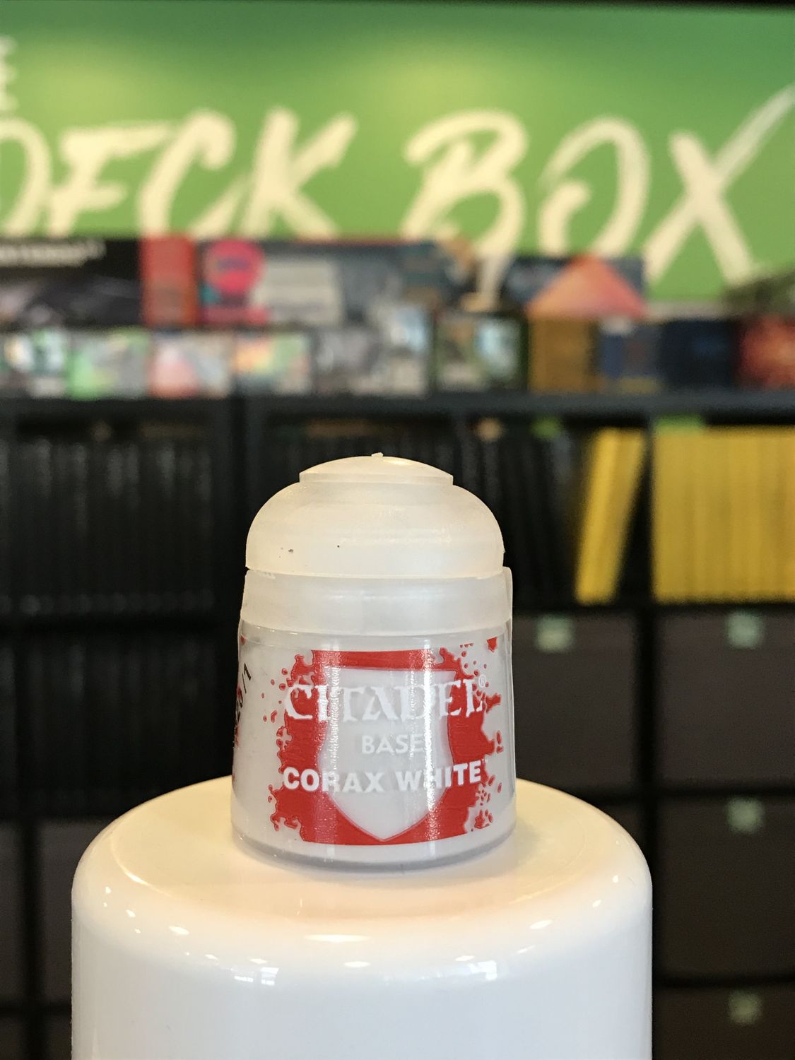 BASE: CORAX WHITE