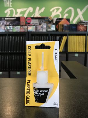 PLASTIC GLUE