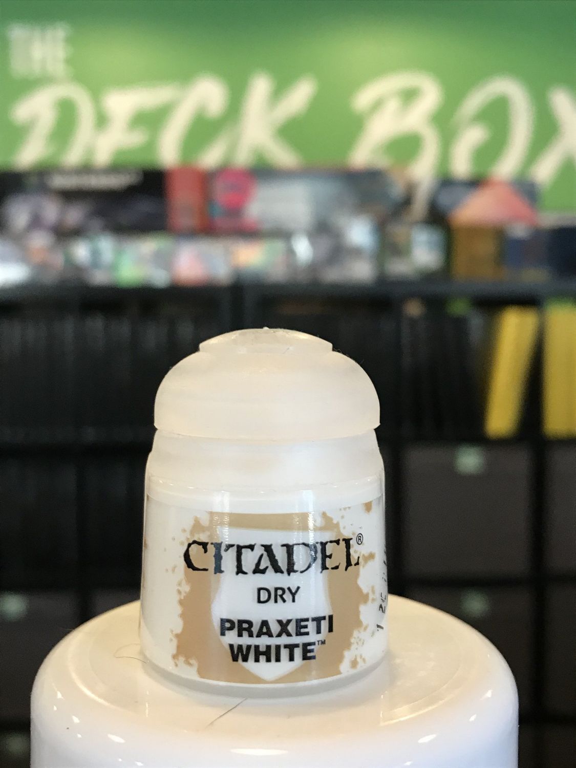 PRAXETI WHITE