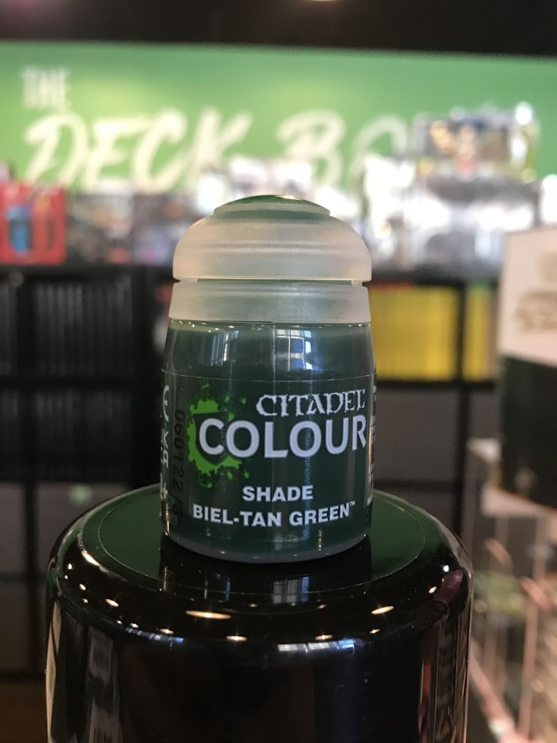 SHADE: BIEL-TAN GREEN