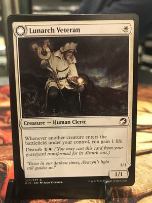 Lunarch Veteran // Luminous Phantom  (MID)