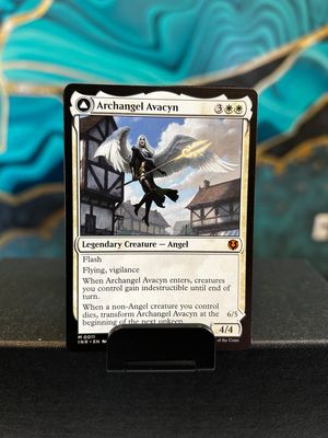 Archangel Avacyn // Avacyn, the Purifier  (INR)