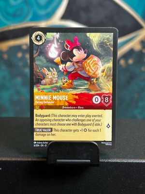 Minnie Mouse - Daring Defender  6/204 (ROJ)