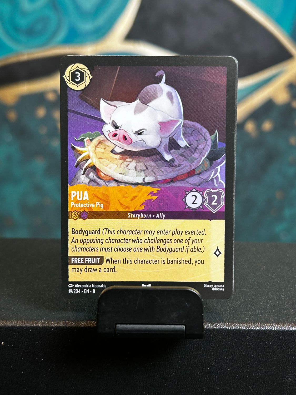 Pua - Protective Pig  19/204 (ROJ)