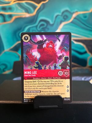 Ming Lee - Giant Red Panda  129/207 (AOV)