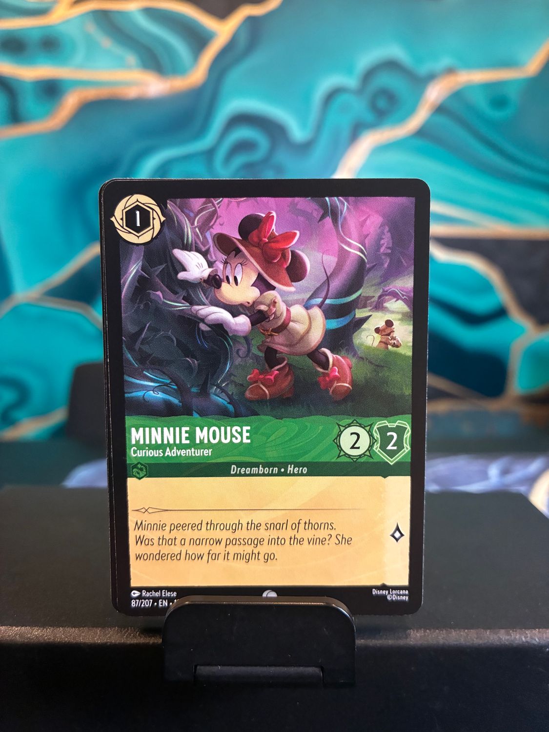 Minnie Mouse - Curious Adventurer  87/207 (AOV)