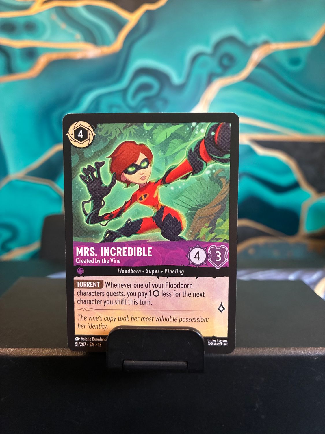 Mrs. Incredible - Created by the Vine  51/207 (AOV)