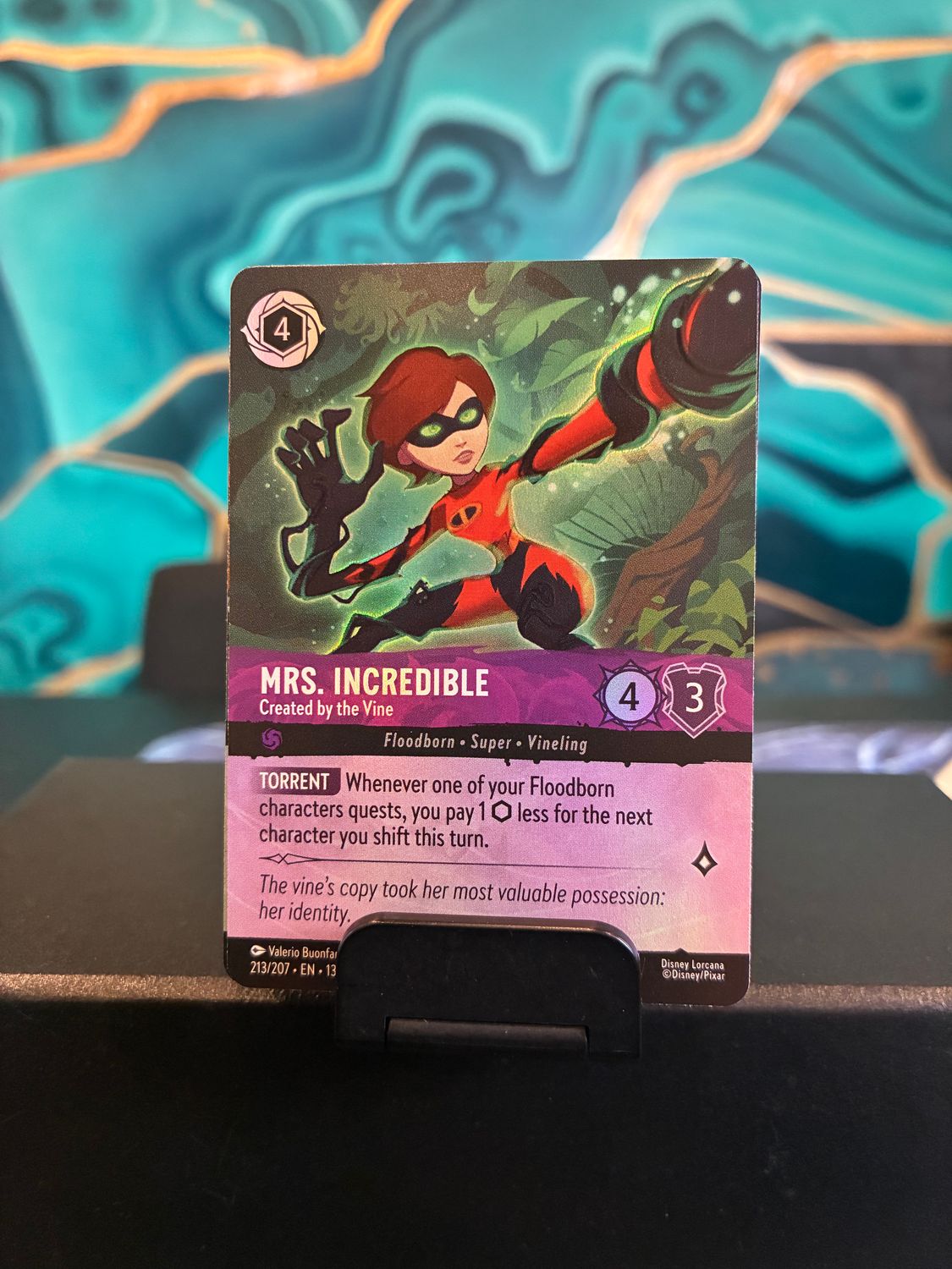 Mrs. Incredible - Created by the Vine  213/207 (AOV)(EPIC)