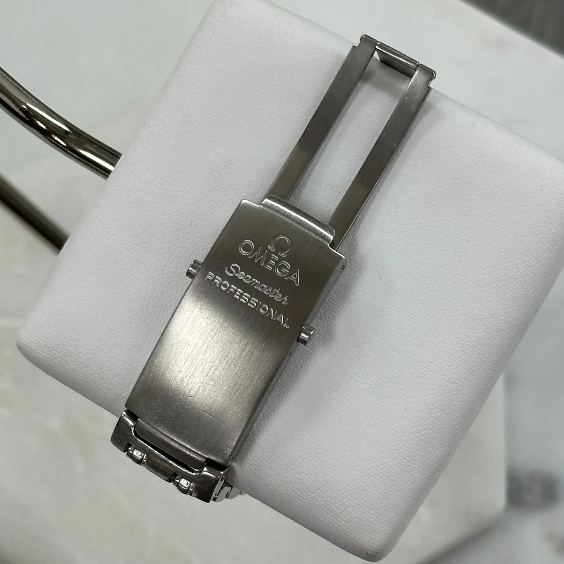 Omega Seamaster Midsize 36mm, Wave Blue Dial Watch