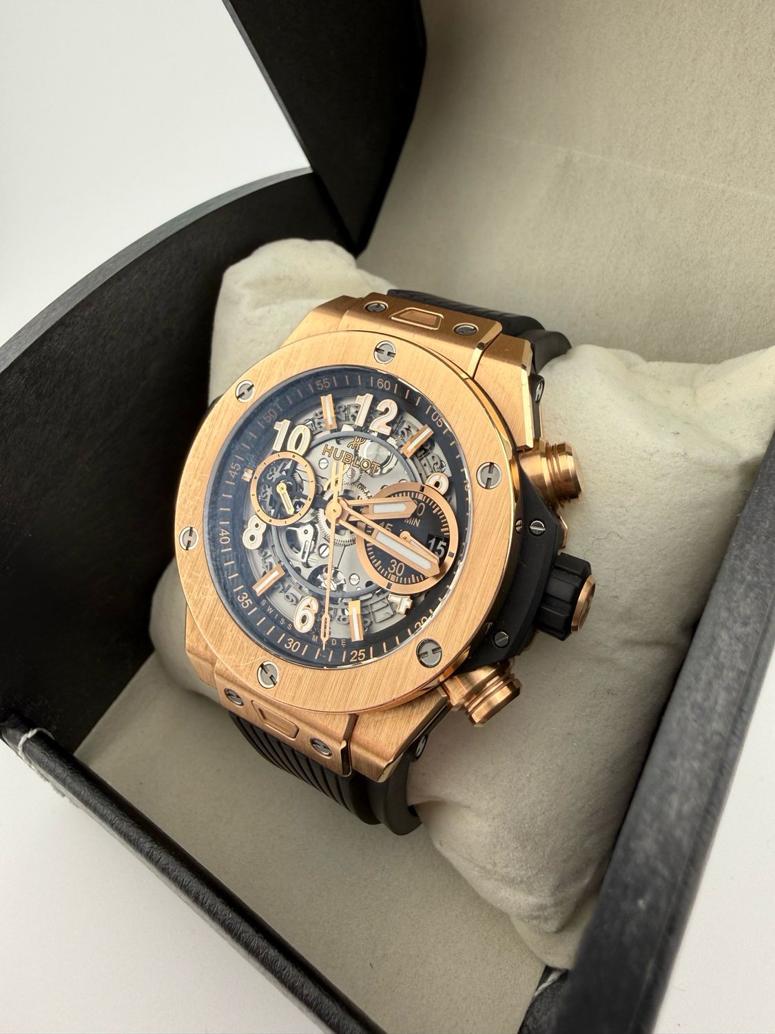 Hublot Big Bang Union 18k King Gold (ref: 421.0x.1180.rx)
