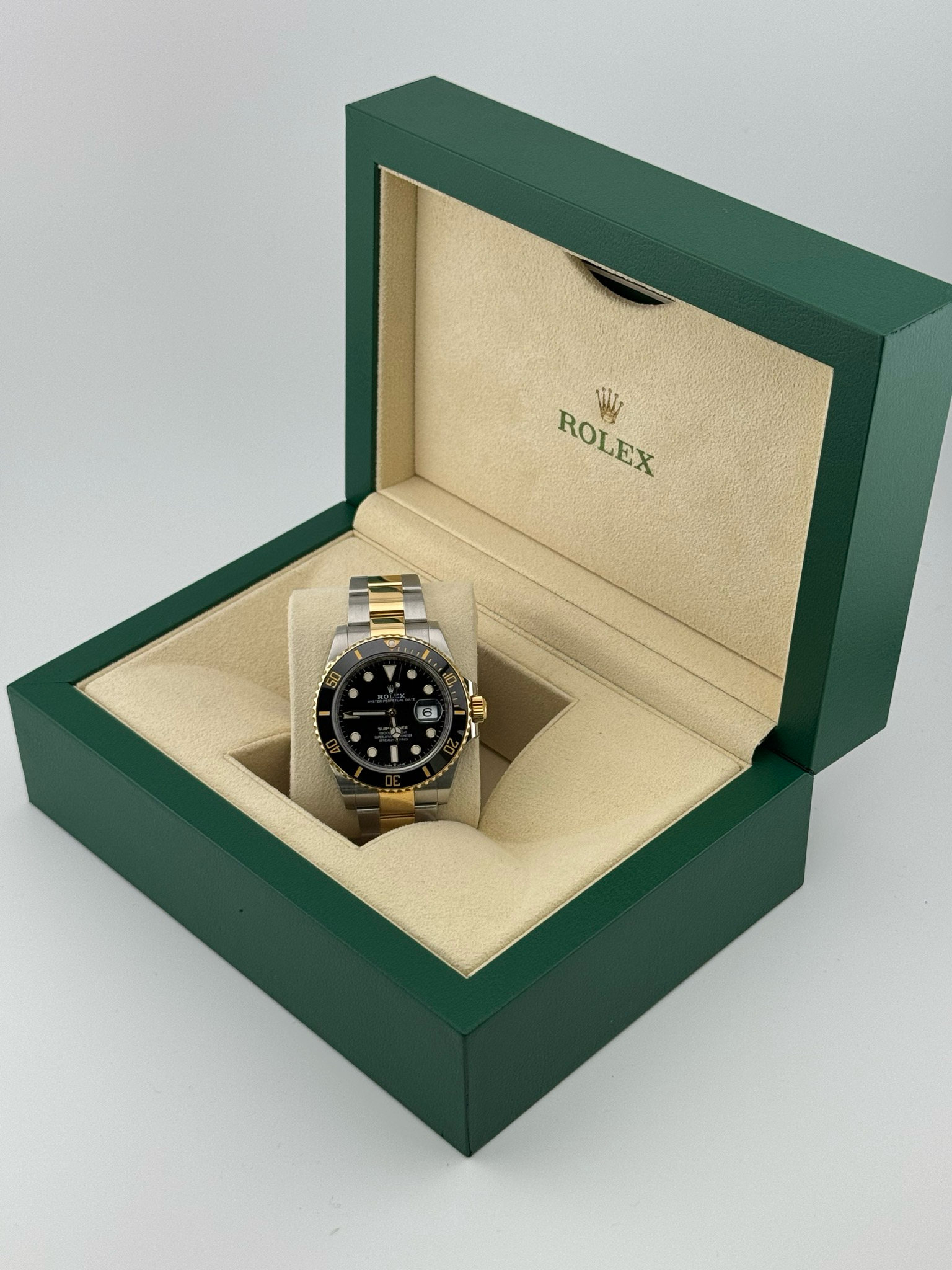 Rolex Submariner Two Tone 41mm (ref: 126613LN)