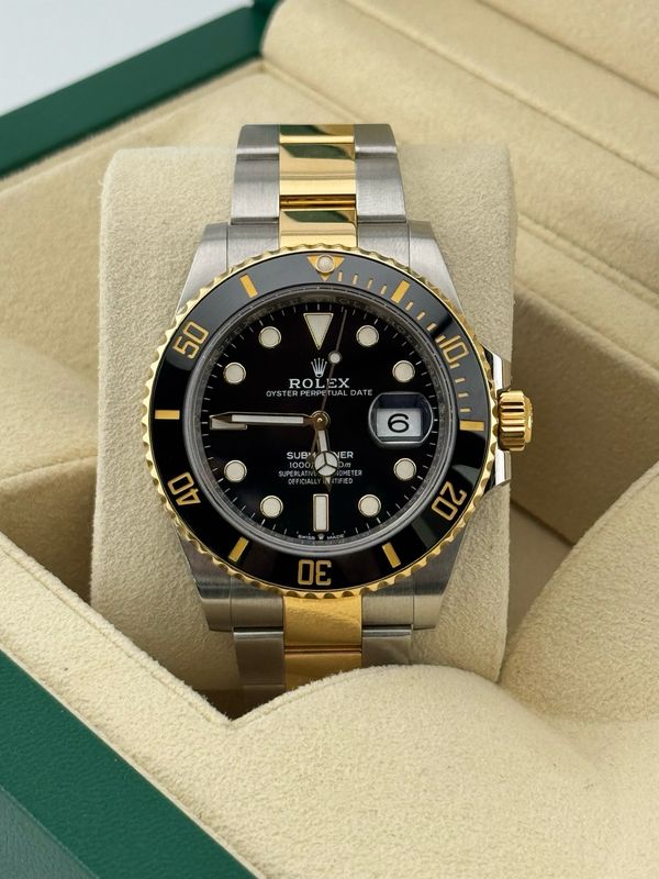 Rolex Submariner Two Tone 41mm (ref: 126613LN)