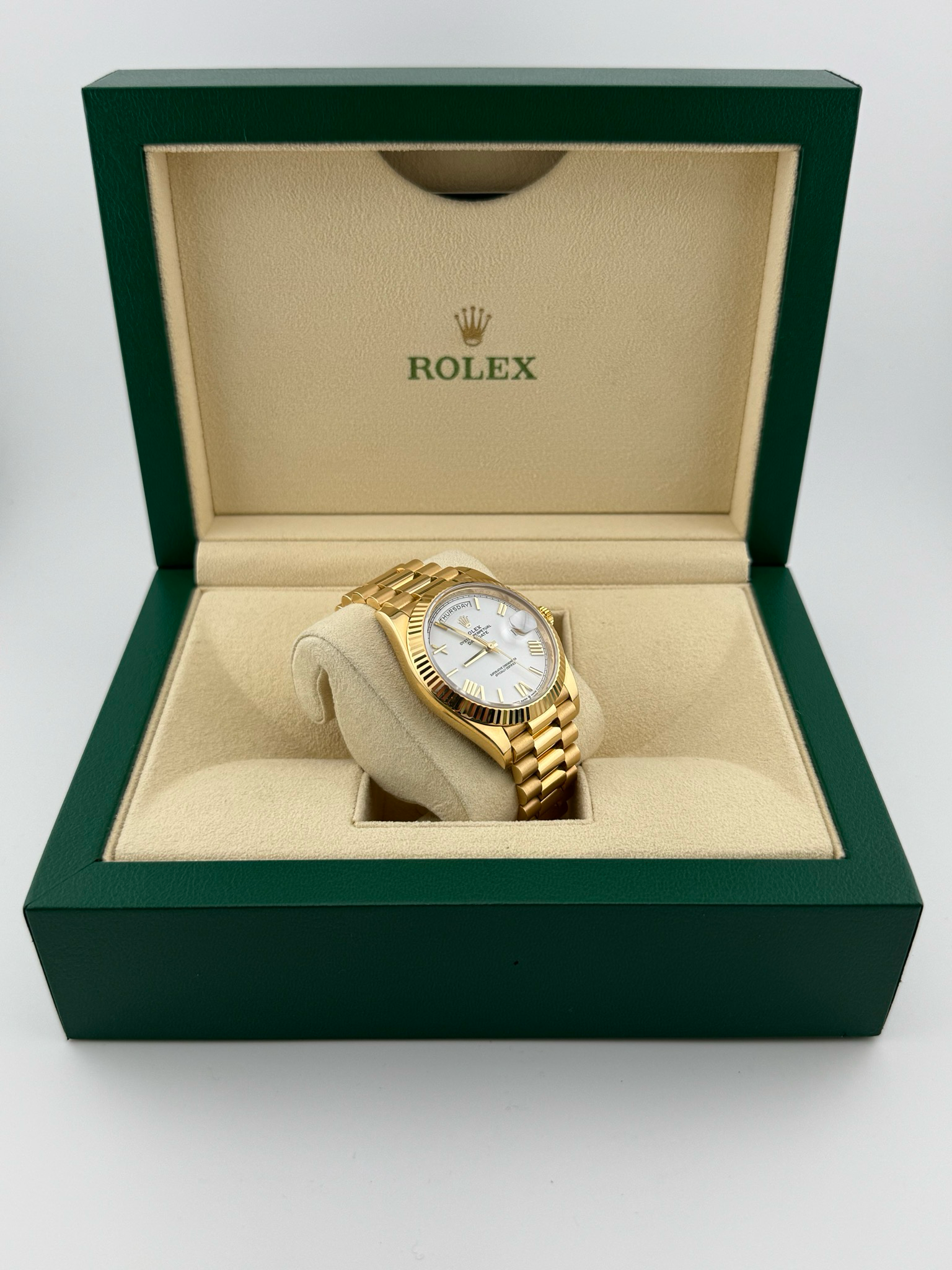 Rolex Day Date 40mm (ref: 228238)