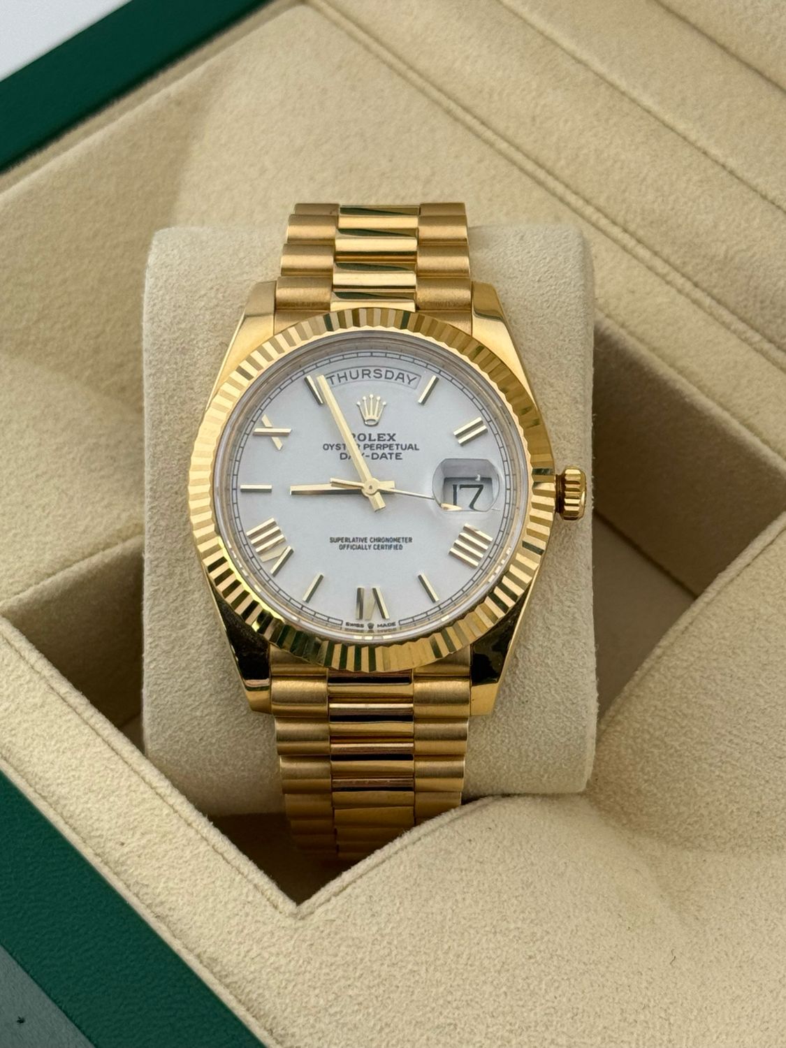 Rolex Day Date 40mm (ref: 228238)