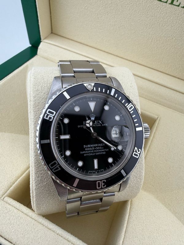 1988 Rolex Submariner 40mm Stainless Steel (ref:16800)