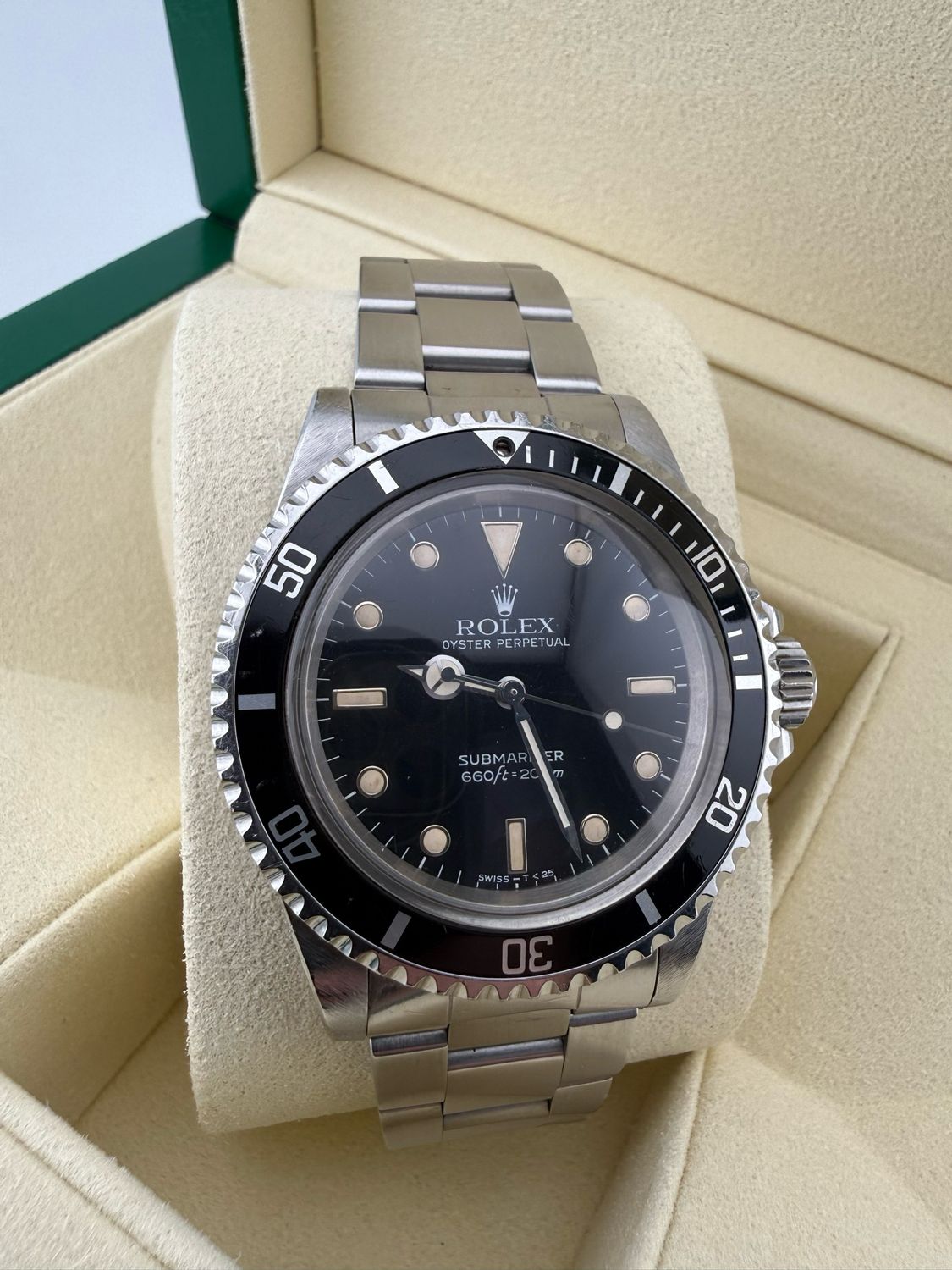 1988 Rolex Submariner 40mm Stainless Steel No Date (ref: 5513)
