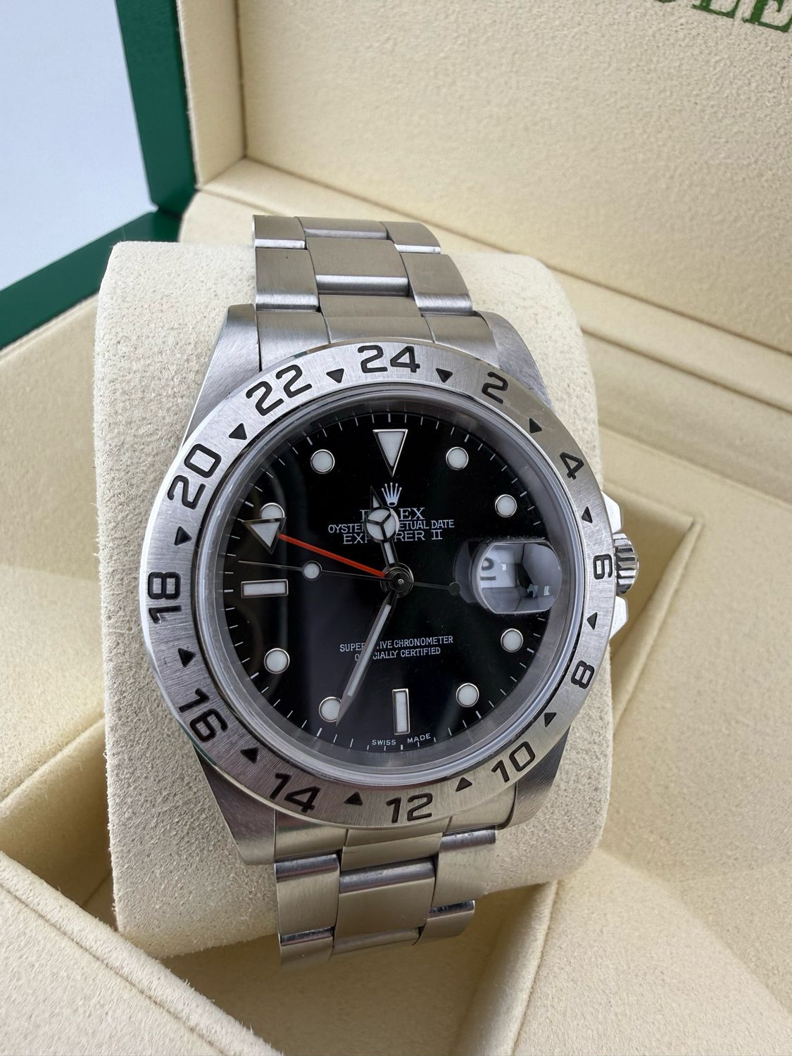 2005 Rolex Explorer II 40mm Stainless Steel (ref:16570) 2005 Rolex Explorer II 40mm Stainless Steel (ref:16570)