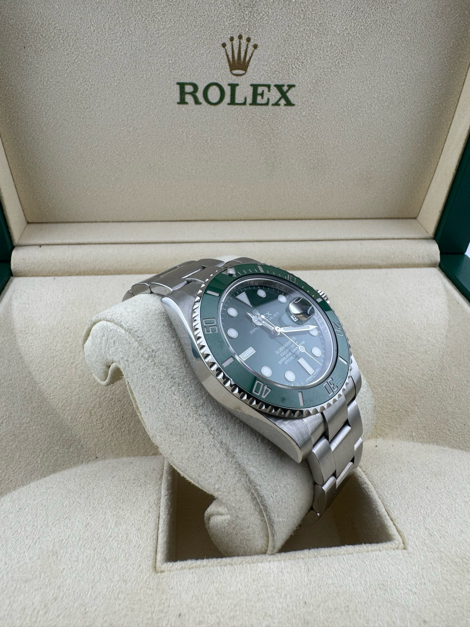 Rolex Submariner 40mm Steel HULK (ref:116610LV)