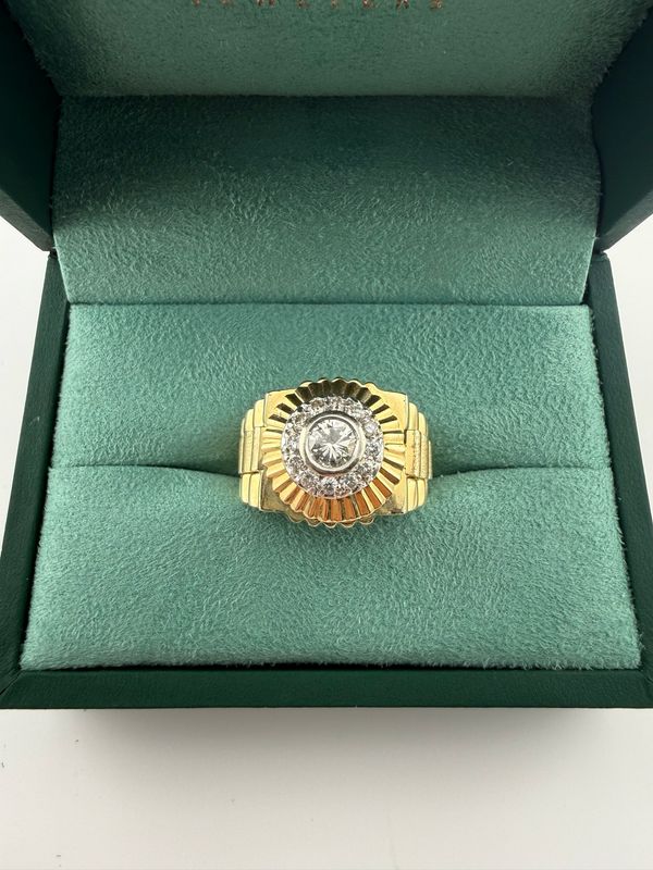 14k Yellow Gold Circular Fluted Bezel Ring