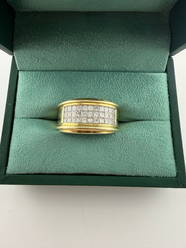 14K Yellow Gold Princess Cut Rows of Diamonds Ring