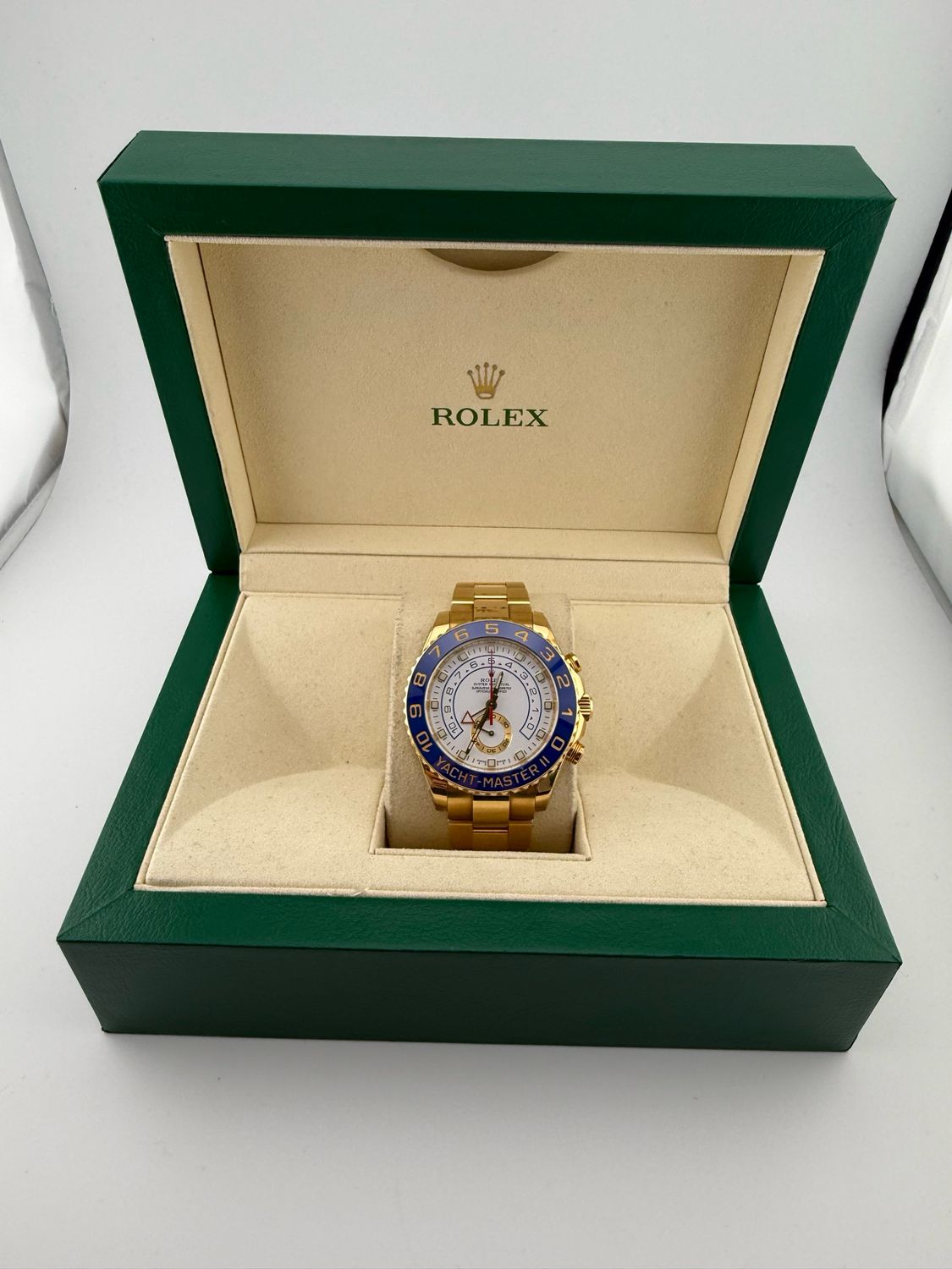 2010 Rolex Yachtmaster II 44mm Yellow Gold (ref: 116688)