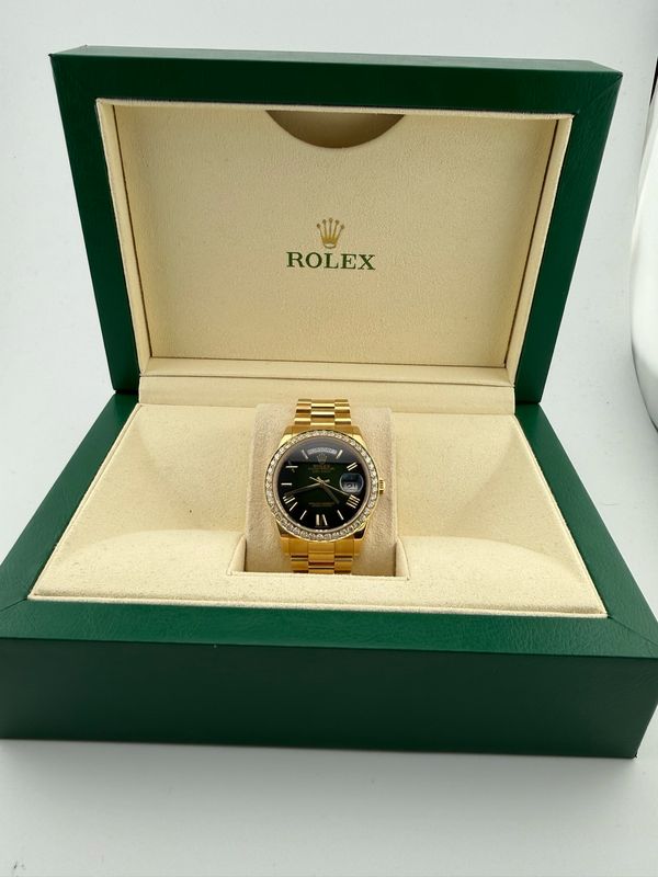Rolex Day-Date 36mm 18K Yellow Gold (ref: 118238)