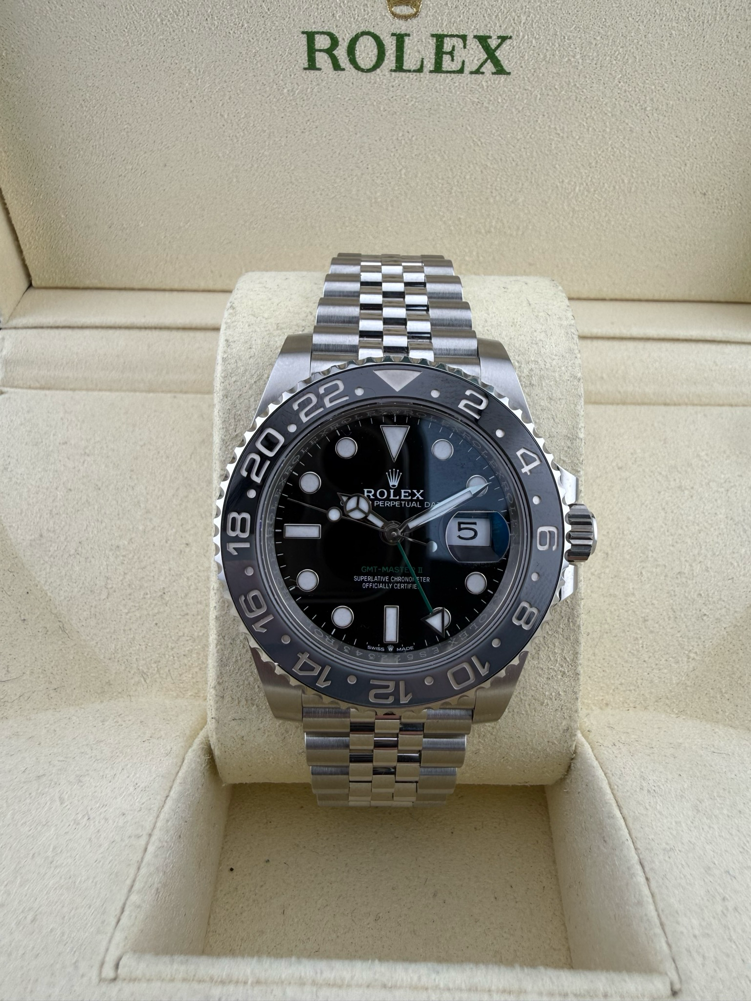 2024 Rolex Bruce Wayne GMT Master 40mm Stainless Steel (ref: 126710grnr)