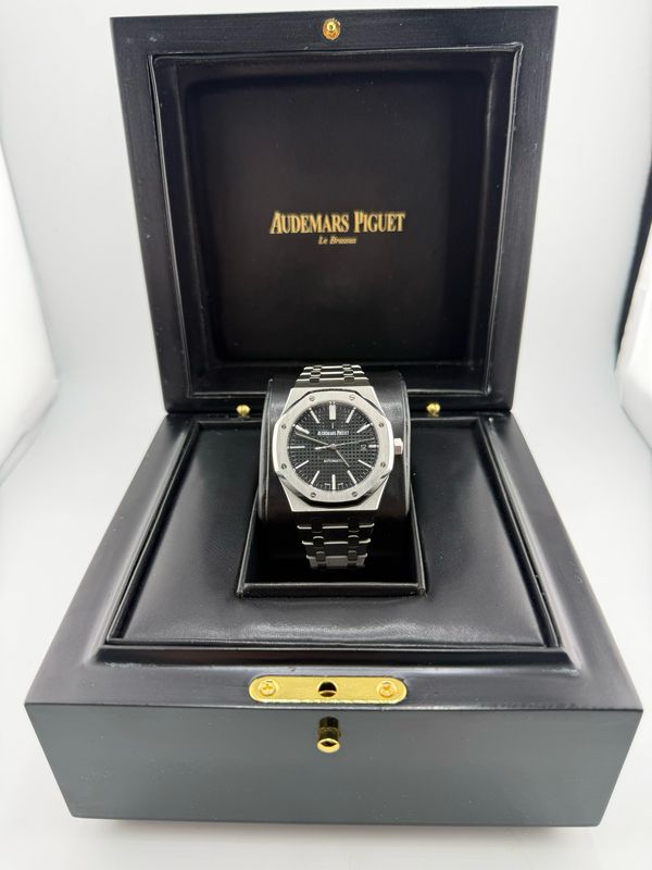 2018 Audemars Piguet Stainless Steel (ref: 15400st) 2018 Audemars Piguet Stainless Steel (ref: 15400st)
