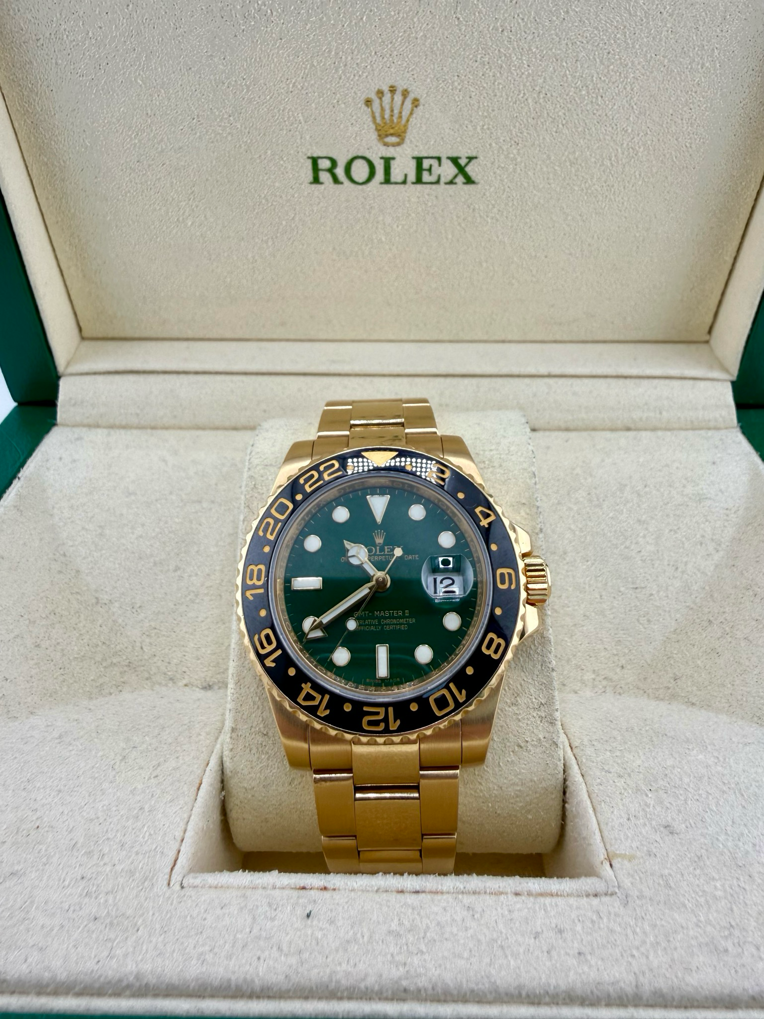 2014 Rolex GMT Master 40mm 18K Yellow Gold (ref: 116718)