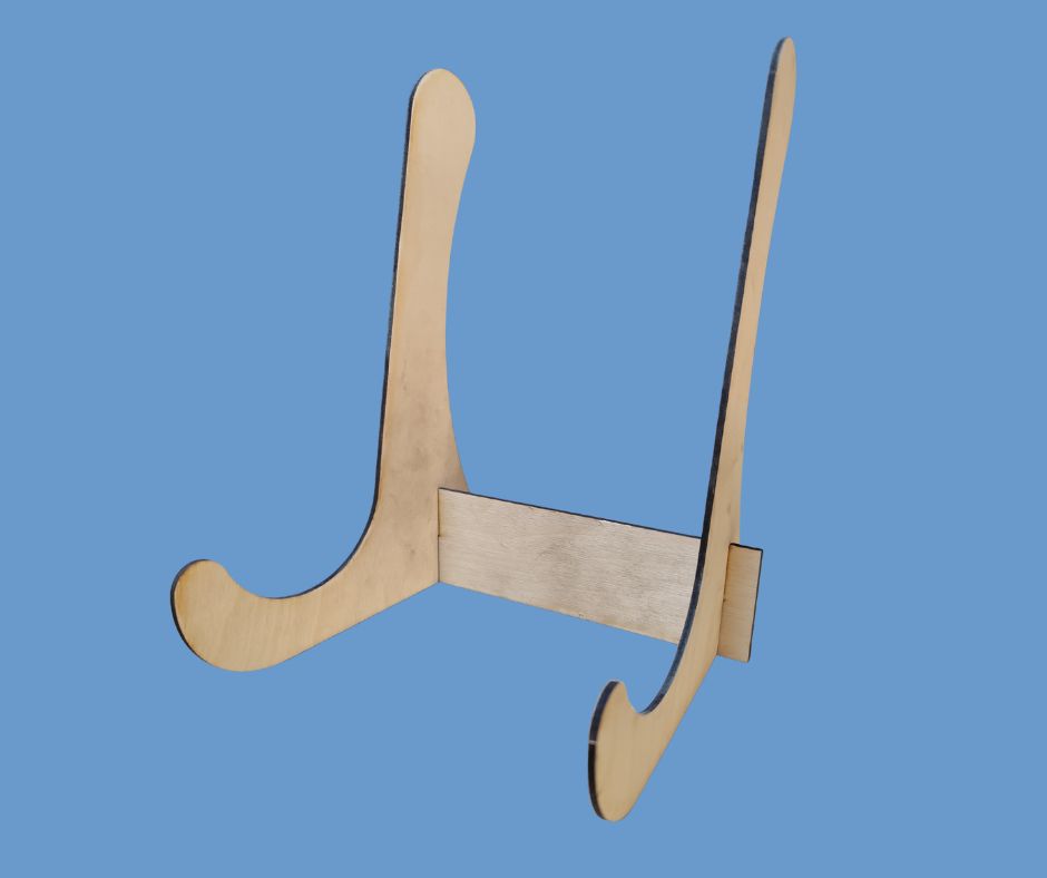 ​Stojak drewniany na zdjęcie grawerowane A4