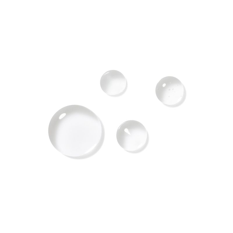 refreshing mist helps to plump, protect and support skin health and radiance
