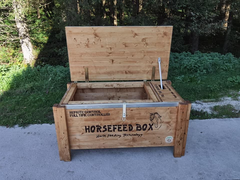 Original HORSEFEED BOX FULL TIME CONTROLLED EXTRA DEEP
