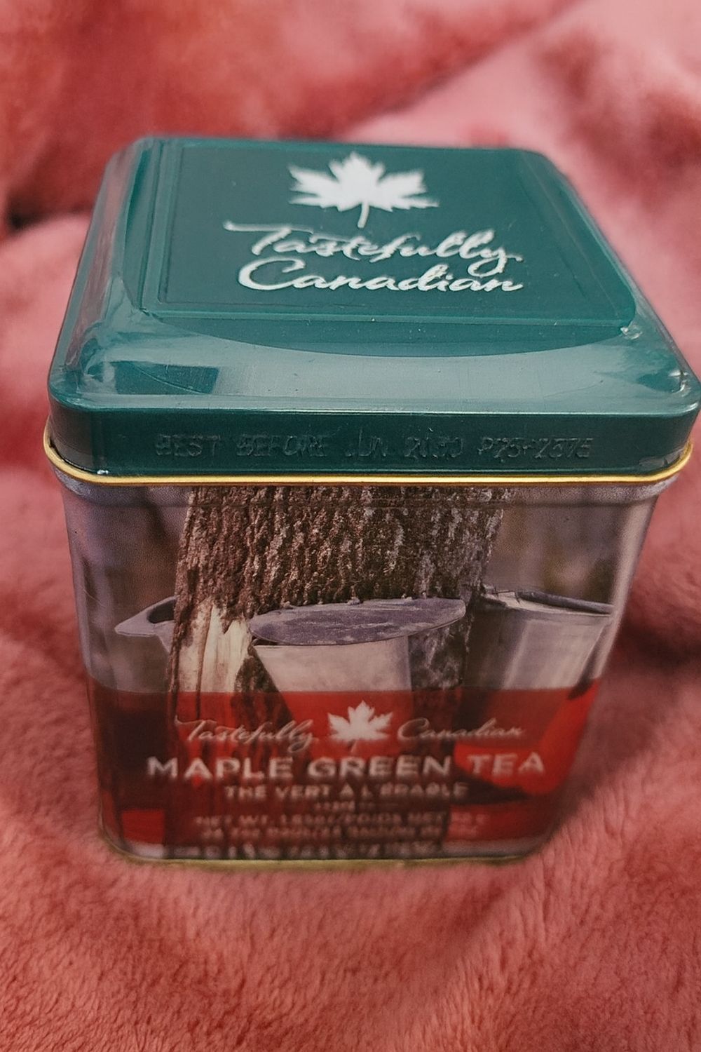 Maple Green Tea / 24  Bags in Tin