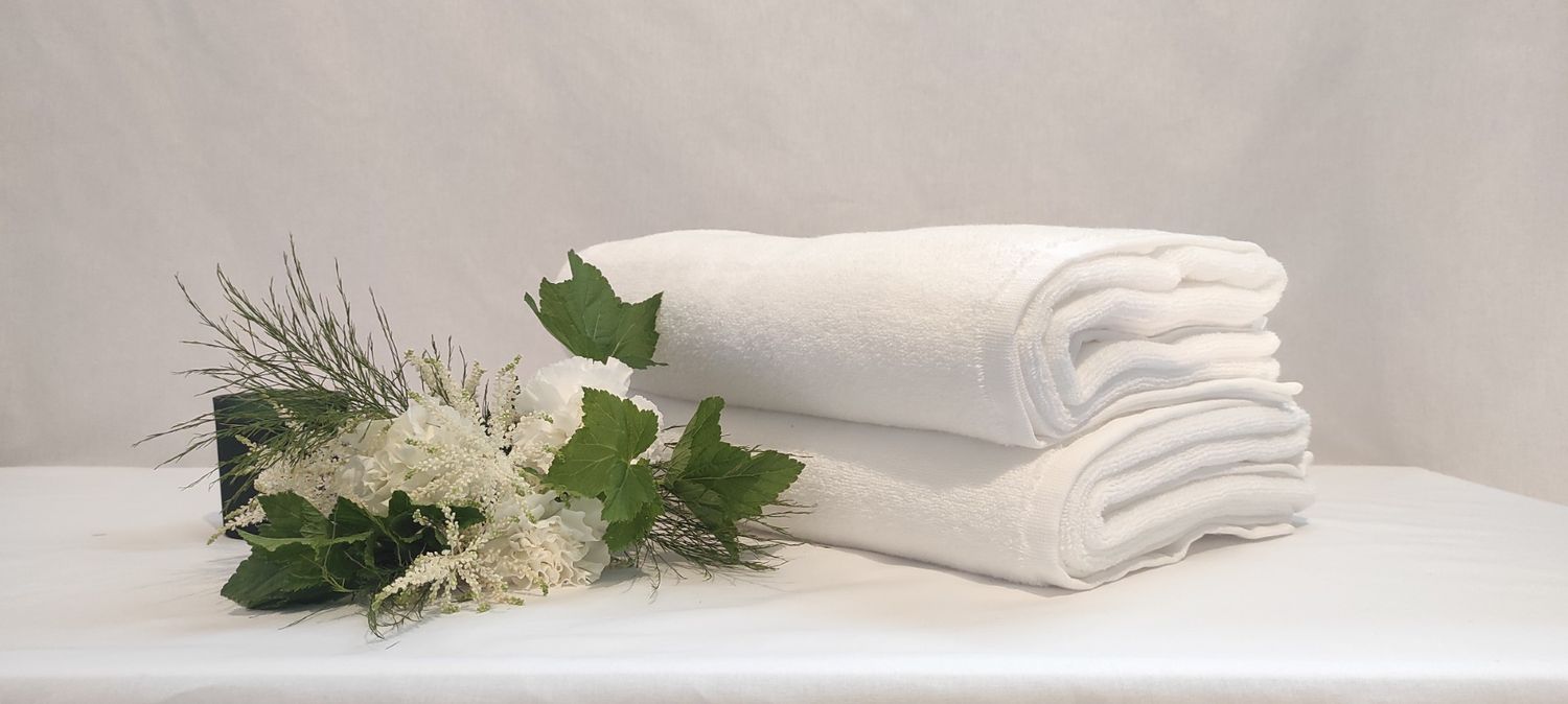 Serviette de bain blanche 100x150 cm (600 g/m²)