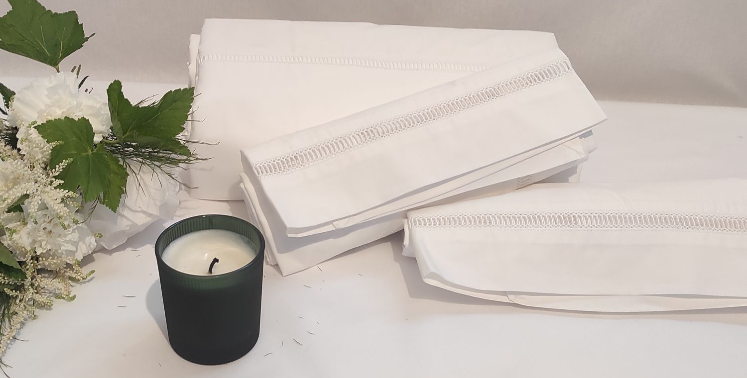 Housse de Couette 240X200+40 cm  Collection BRODERIE