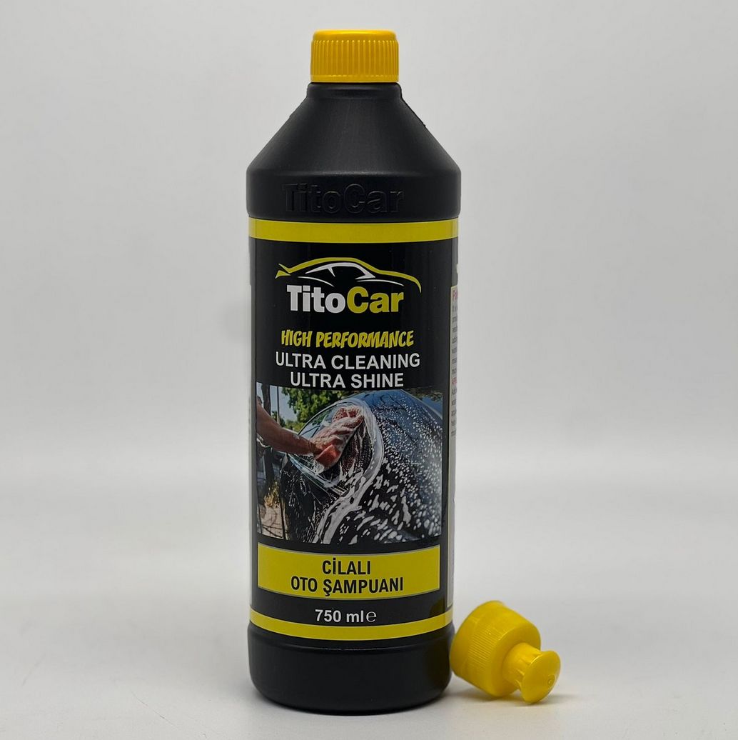 TitoCar Autoshampoo met Wax 750 ml