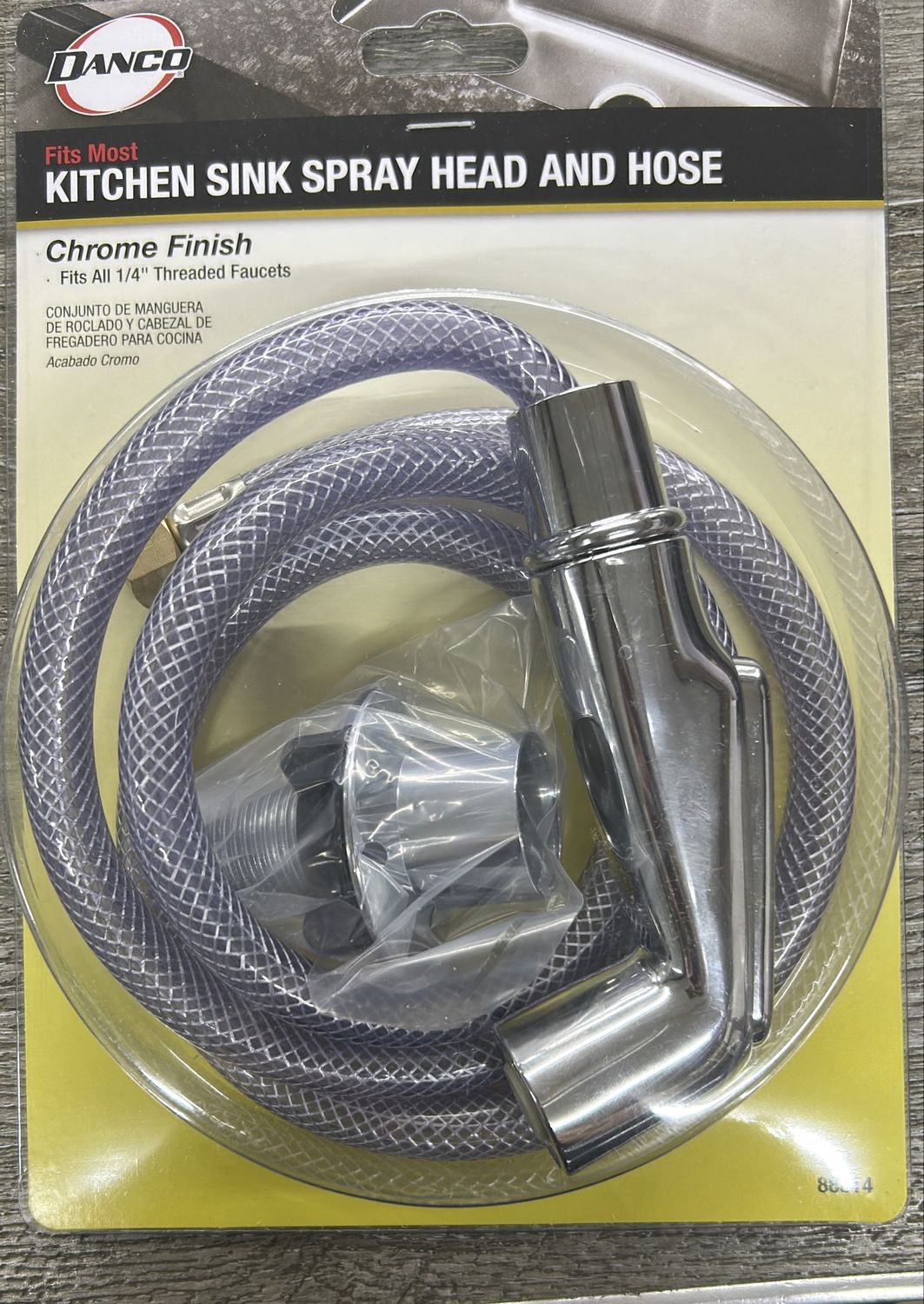 KITCHEN SINK SPRAY HEAD AND HOSE