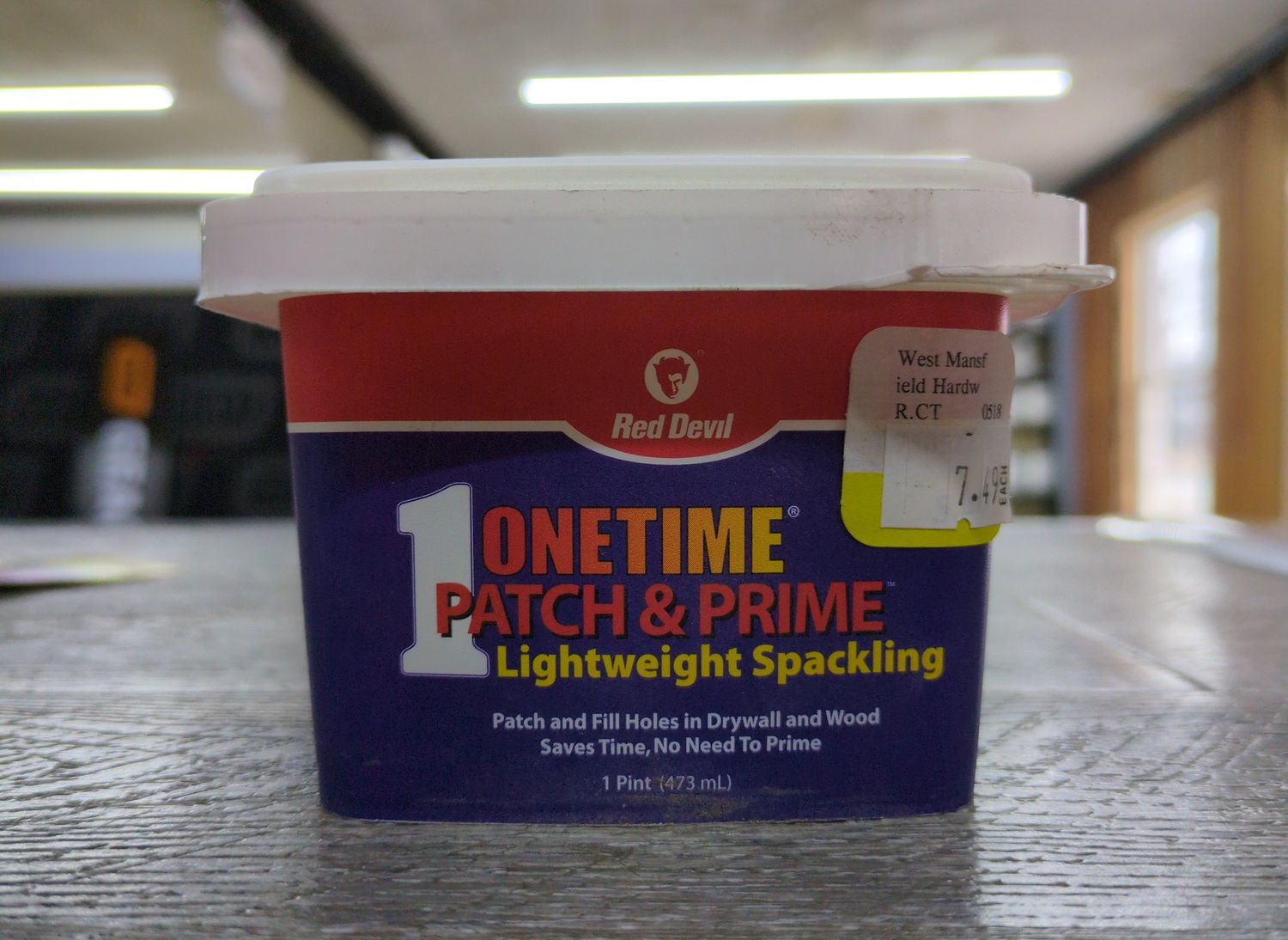 PATCH &amp; PRIME Lightweight Spackling